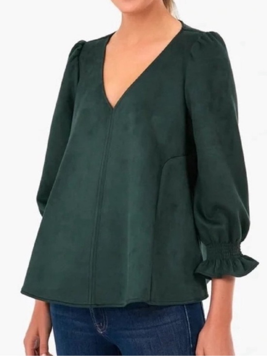 Tuckernuck Tops - Tuckernuck Easton faux suede flowy blouse malachite green size medium